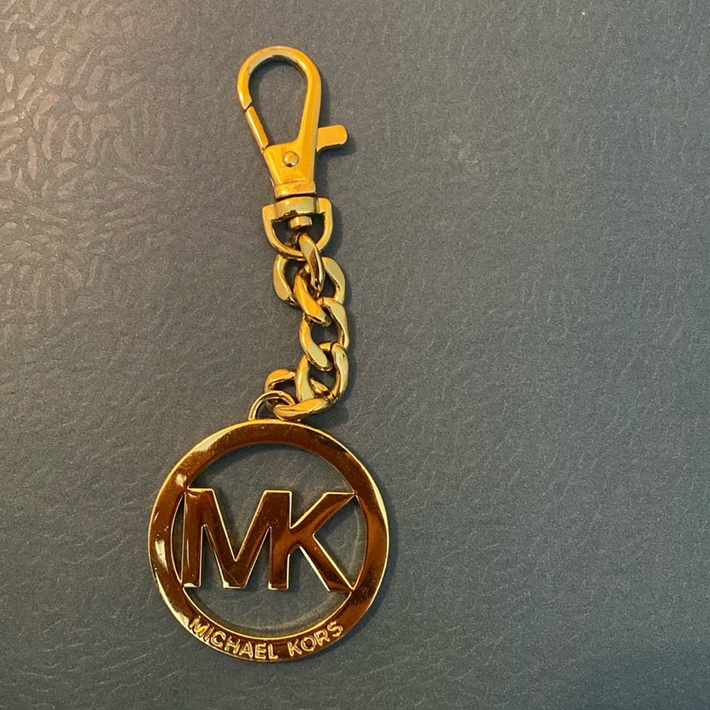 Michael Kors bag clip